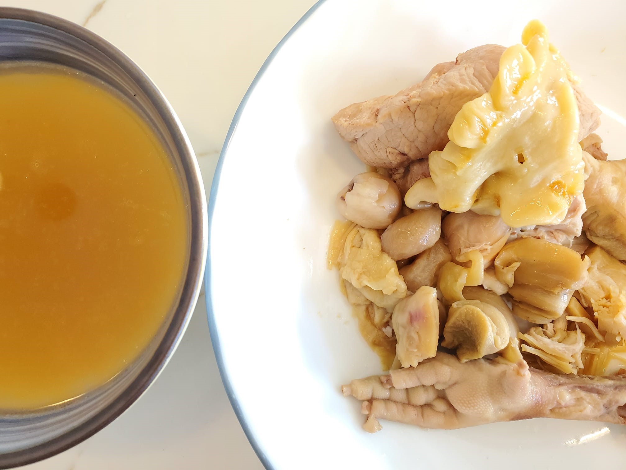 Chicken Soup with Fish Maw and Sea Conch (No added Salt or MSG)